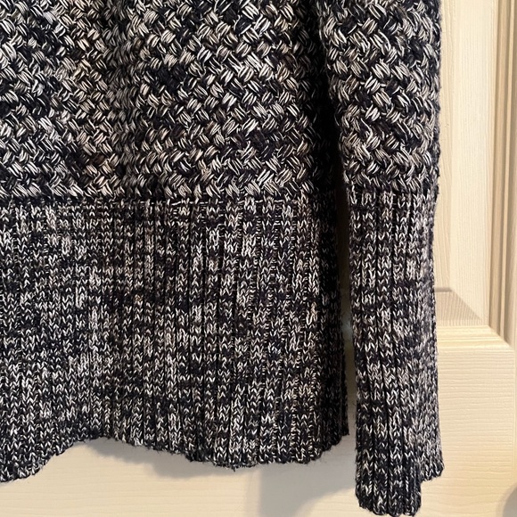 Universal Thread Navy Knitted Sweater - Picture 4 of 5